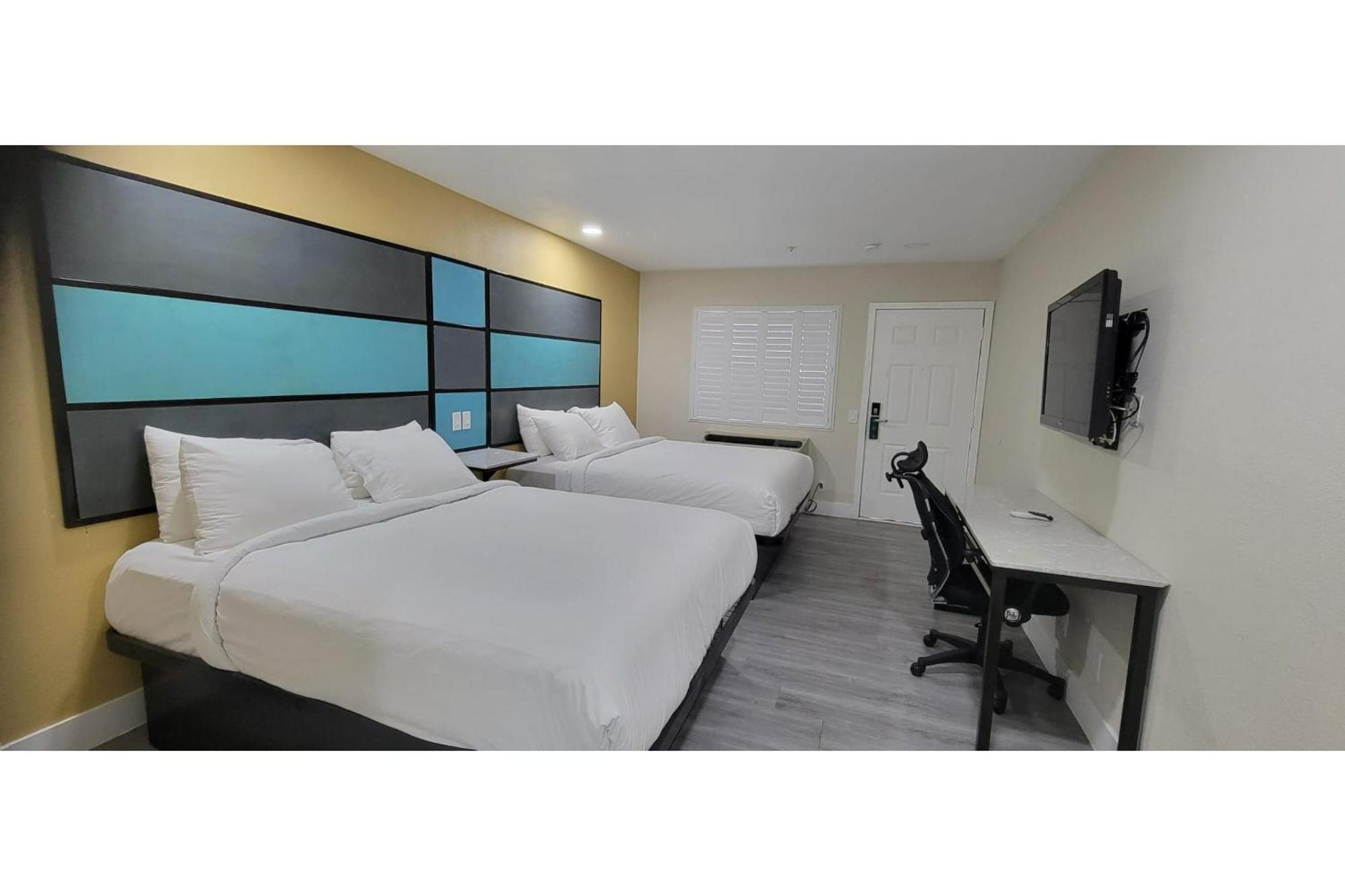 Hotel Avenida Victorville I 15 Luaran gambar